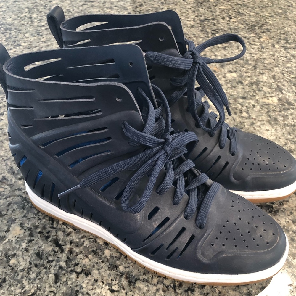 Women’s Nike Joli Sky Hi Sneakers | Navy | NWOT
